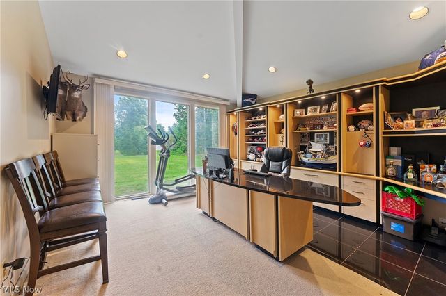 5685 Engleton Lane, Girard, OH 44420