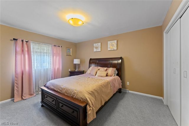 5685 Engleton Lane, Girard, OH 44420