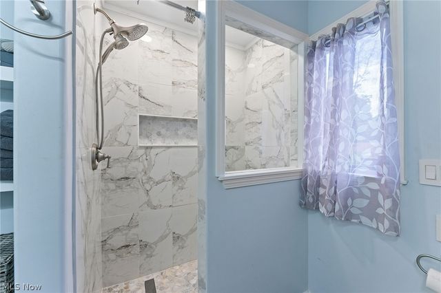 5685 Engleton Lane, Girard, OH 44420