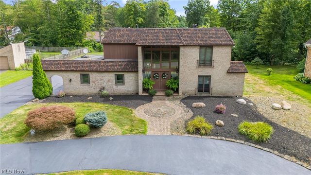 5685 Engleton Lane, Girard, OH 44420