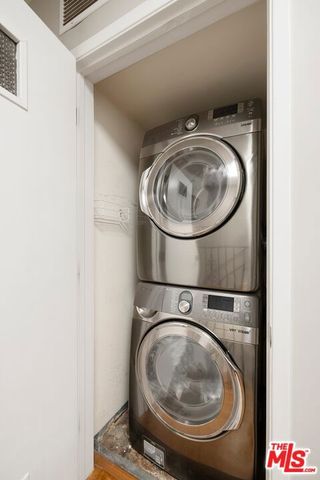 1209 Larrabee Street 4, West Hollywood, CA 90069