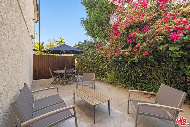 1209 Larrabee Street 4, West Hollywood, CA 90069