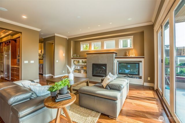 317 1st Street, Kirkland, WA 98033