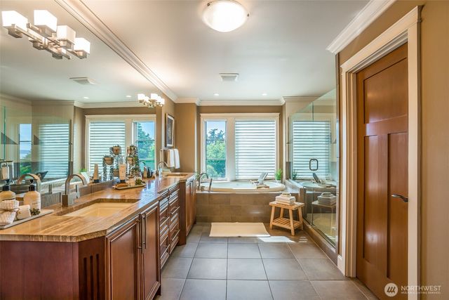 317 1st Street, Kirkland, WA 98033