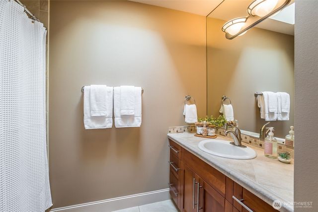 317 1st Street, Kirkland, WA 98033