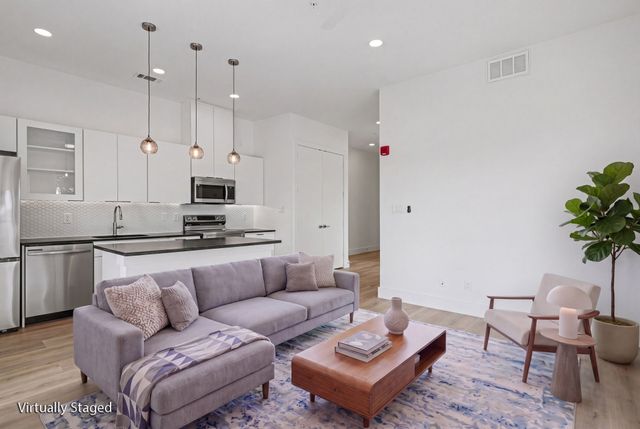 2217 N Fitzhugh Avenue 302, Dallas, TX 75204