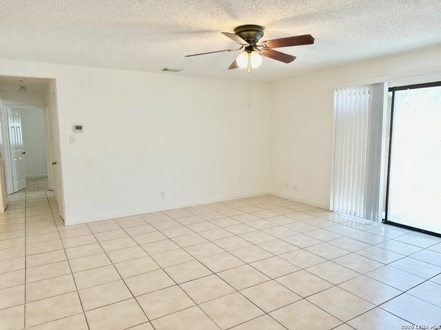 9714 FROST PLAIN DR, San Antonio, TX 78245