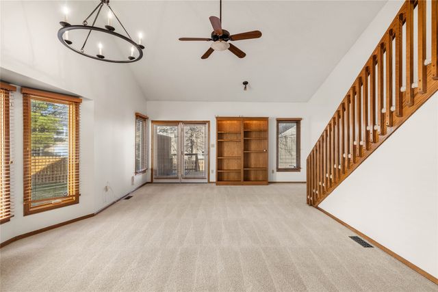 1067 Bradford Place, West Des Moines, IA 50266