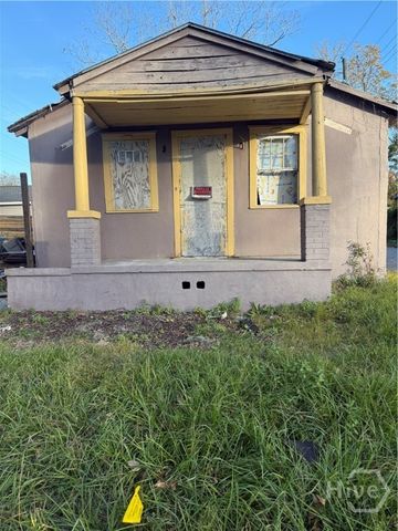 819 W 52nd Street, Savannah, GA 31405