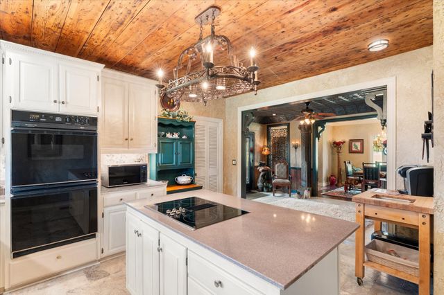 1847 N State Highway 19 Highway, Emory, TX 75440