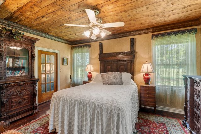 1847 N State Highway 19 Highway, Emory, TX 75440
