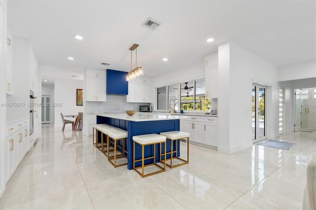 135 SW 125th Avenue, Miami, FL 33184
