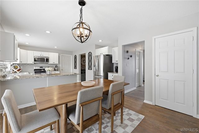 23 Woodgate Drive, Lancaster, NY 14086