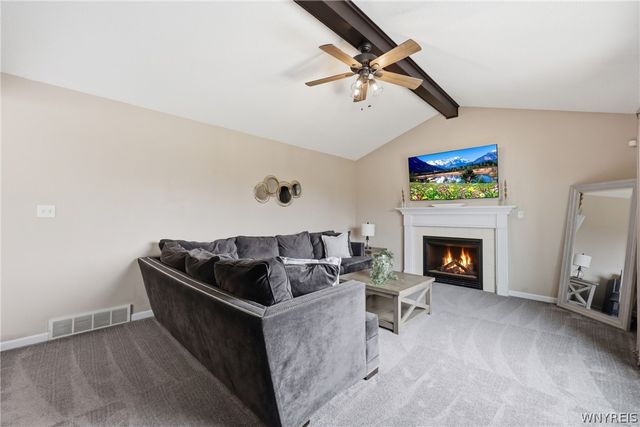 23 Woodgate Drive, Lancaster, NY 14086