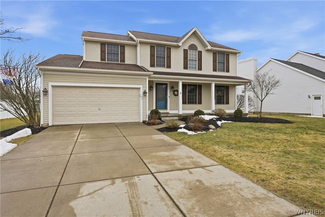 23 Woodgate Drive, Lancaster, NY 14086