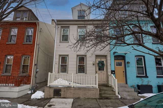 22 E NEW ST, Lancaster, PA 17602