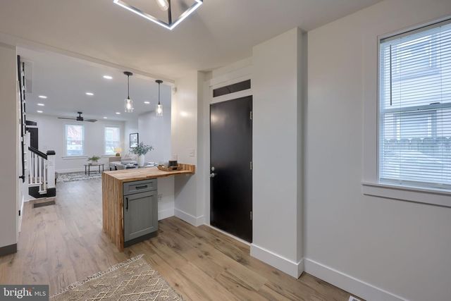 22 E NEW ST, Lancaster, PA 17602