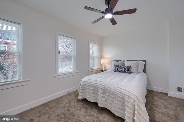 22 E NEW ST, Lancaster, PA 17602