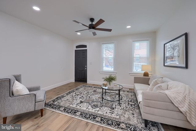 22 E NEW ST, Lancaster, PA 17602