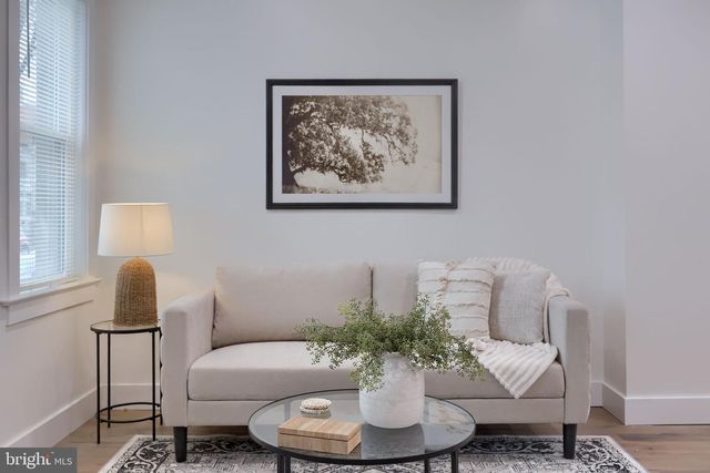 22 E NEW ST, Lancaster, PA 17602