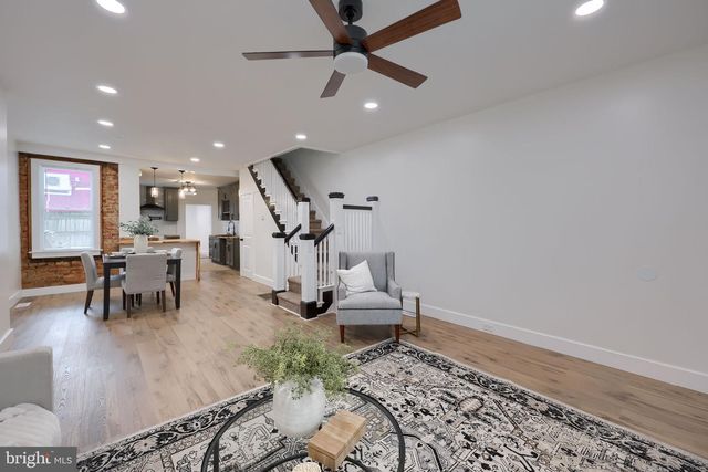 22 E NEW ST, Lancaster, PA 17602