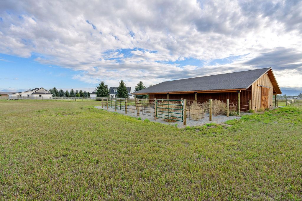 1280 Quarter Horse Lane, Kalispell, MT 59901 photo 80