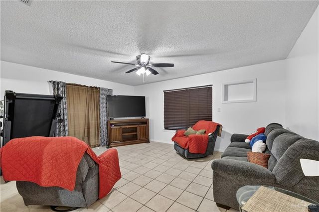 616 W 5th Street, Weslaco, TX 78596