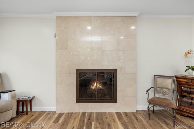 5651 Warrenshire Drive, West Bloomfield Charter Township, MI 48322