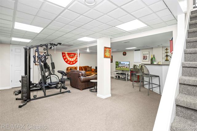 5651 Warrenshire Drive, West Bloomfield Charter Township, MI 48322