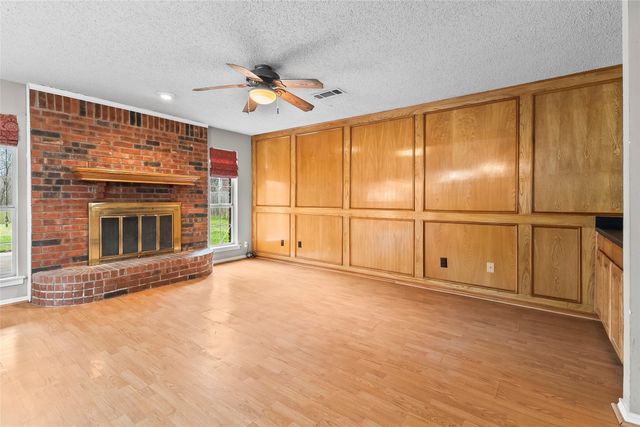 4914 Creekridge Lane, Garland, TX 75043