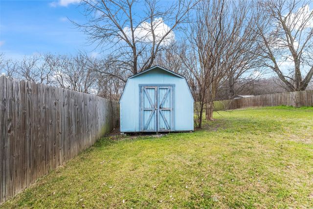 4914 Creekridge Lane, Garland, TX 75043