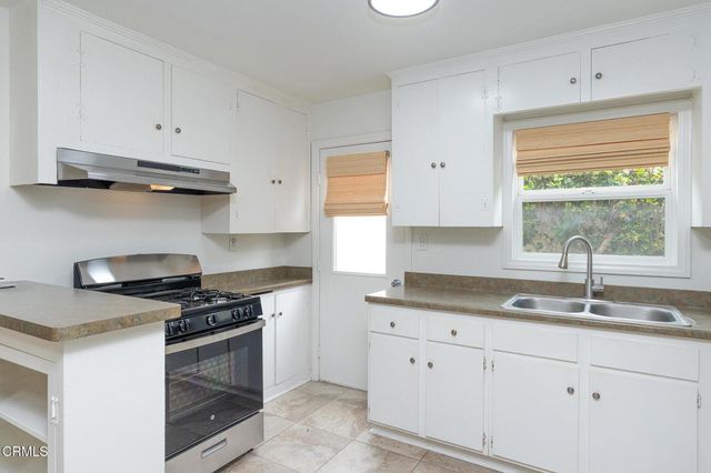 136 Oxnard Avenue, Oxnard, CA 93035