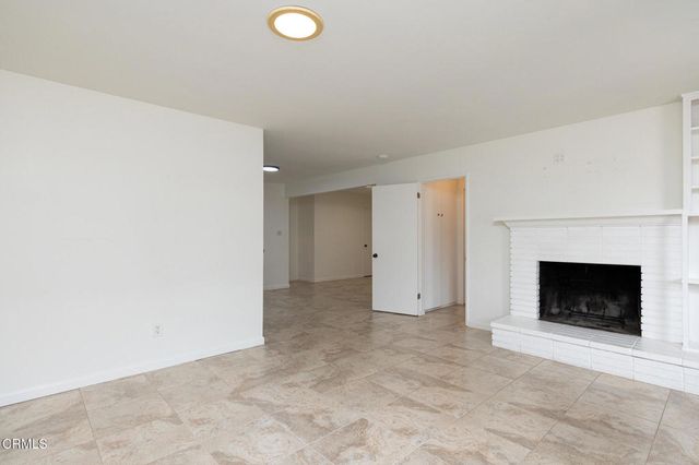 136 Oxnard Avenue, Oxnard, CA 93035