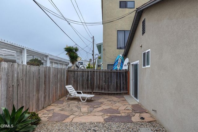 136 Oxnard Avenue, Oxnard, CA 93035