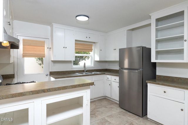 136 Oxnard Avenue, Oxnard, CA 93035