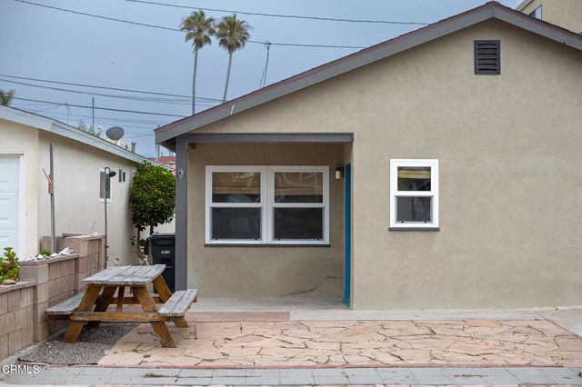 136 Oxnard Avenue, Oxnard, CA 93035