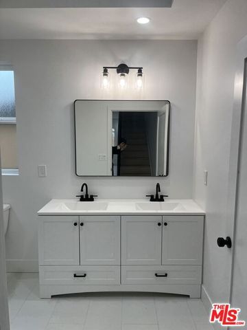 212 E 29th Street 216, Los Angeles, CA 90011