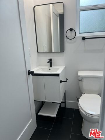 212 E 29th Street 216, Los Angeles, CA 90011