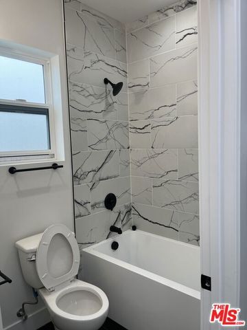 212 E 29th Street 216, Los Angeles, CA 90011