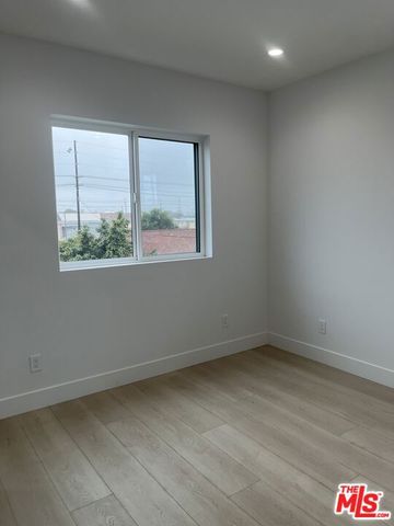 212 E 29th Street 216, Los Angeles, CA 90011