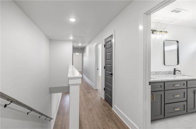 1102 Lockheed Street, Bentonville, AR 72712
