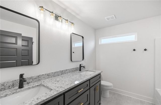 1102 Lockheed Street, Bentonville, AR 72712