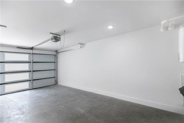 1102 Lockheed Street, Bentonville, AR 72712