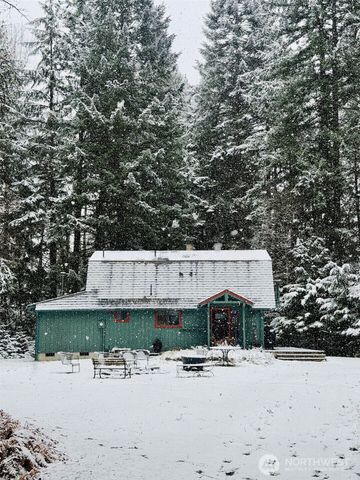 16221 Birch Way E, Greenwater, WA 98022