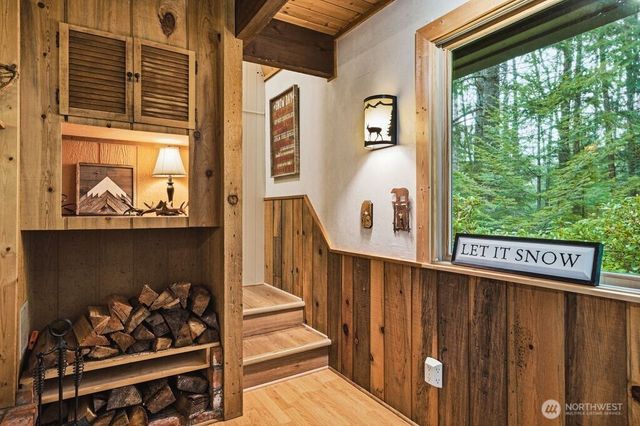 16221 Birch Way E, Greenwater, WA 98022