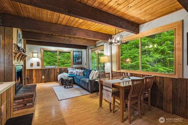 16221 Birch Way E, Greenwater, WA 98022