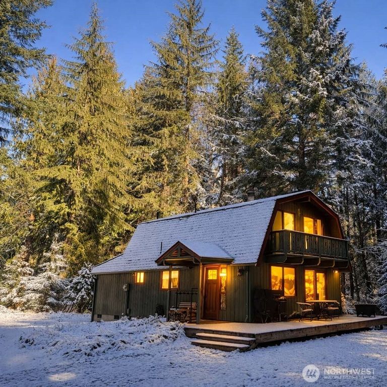 16221 Birch Way E, Greenwater, WA 98022