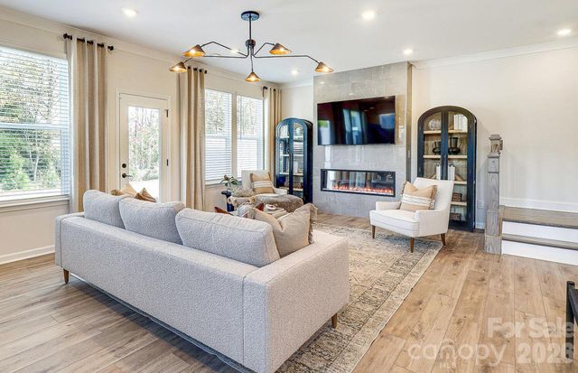 2011 Bayou Trace Drive, Charlotte, NC 28262