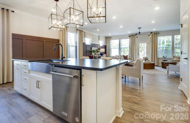 2011 Bayou Trace Drive, Charlotte, NC 28262