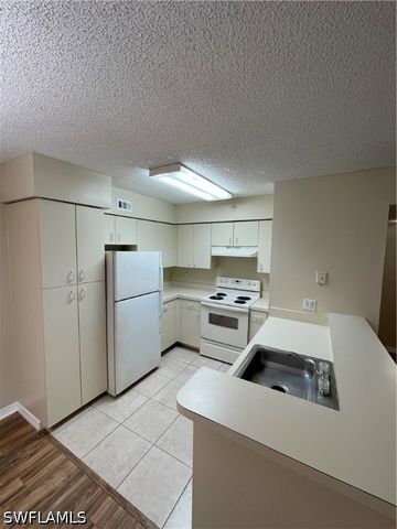13521 Eagle Ridge DR 118, Fort Myers, FL 33912